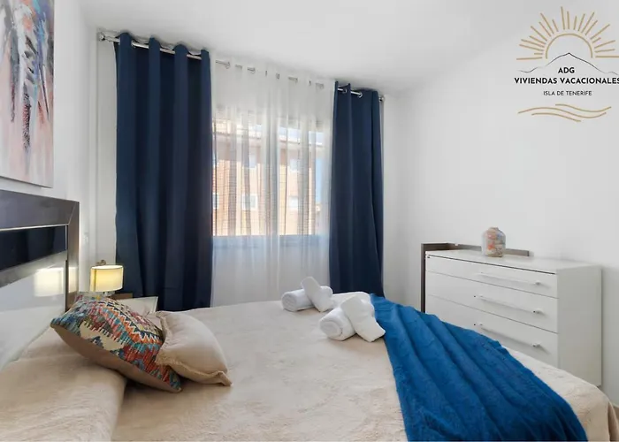 Oasis Tropical 칸델라리아